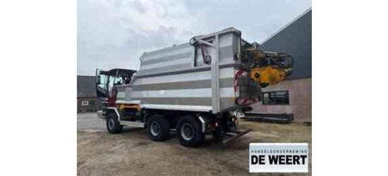 Iveco hover-track , maai zuig combinatie , iveco maai zuigwagen