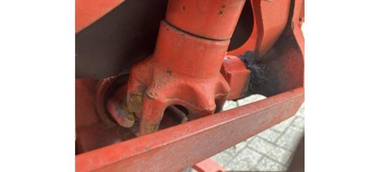 Kuhn GF 8702T