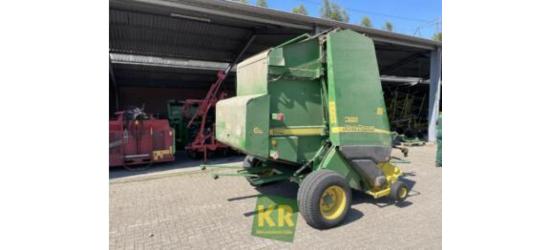 592 balenpers John Deere