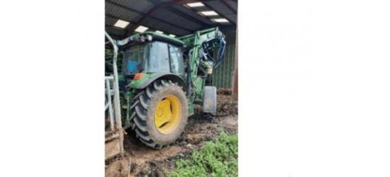 John Deere 5090m