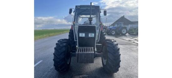 Massey Ferguson 390
